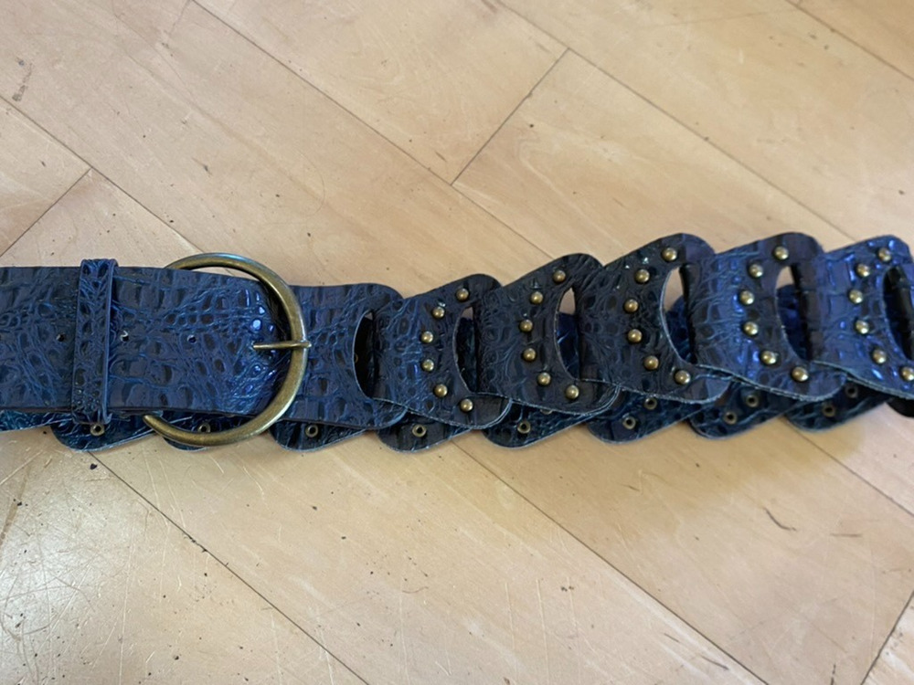 Vintage CHINESE LAUNDRY Faux Leather PU Studded Wide Link Belt Brass Buckle NWT